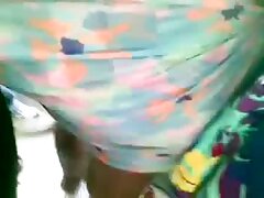 Video de golpes de botín junto a la piscina videos eroticos peruanas (Sharon Lee, Vica Ryder, Sharon Babe)