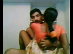 Priya chicas muy eroticas Anjali Rai y Jordan Ash en el video de My Sisters Hot Friend (Priya Rai)